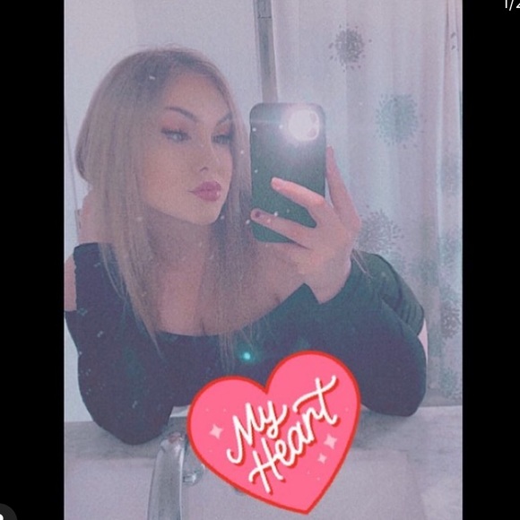 Meet your Posher, Juliana - Picture 1 of 1